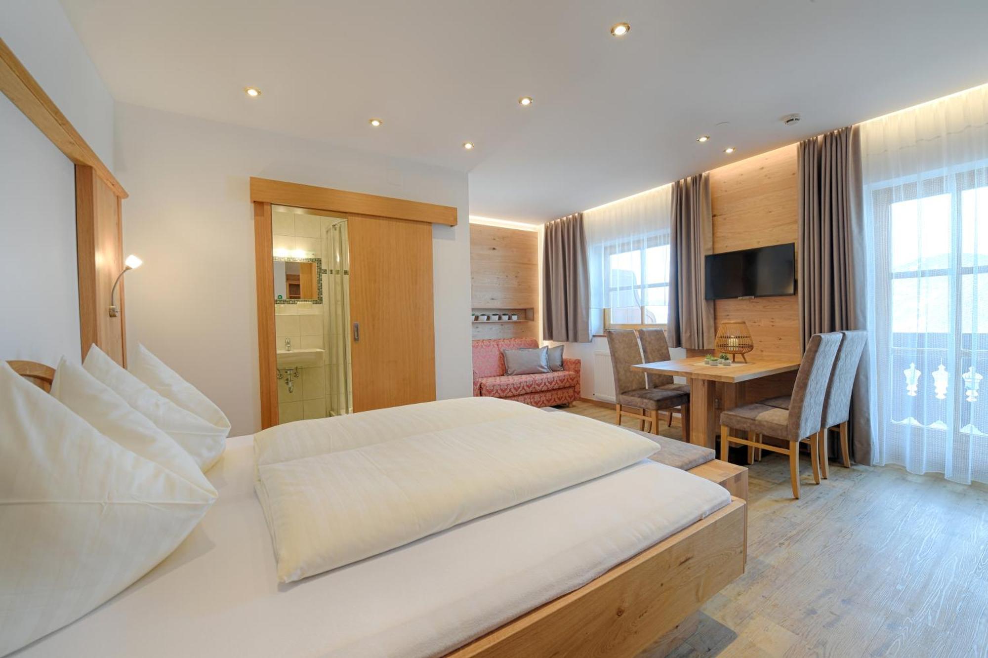 Apartments - Pension Florian Санкт-Йоганн-ім-Понгау Екстер'єр фото