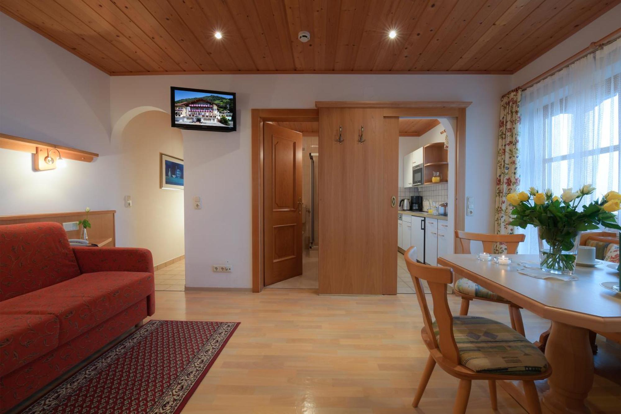 Apartments - Pension Florian Санкт-Йоганн-ім-Понгау Екстер'єр фото
