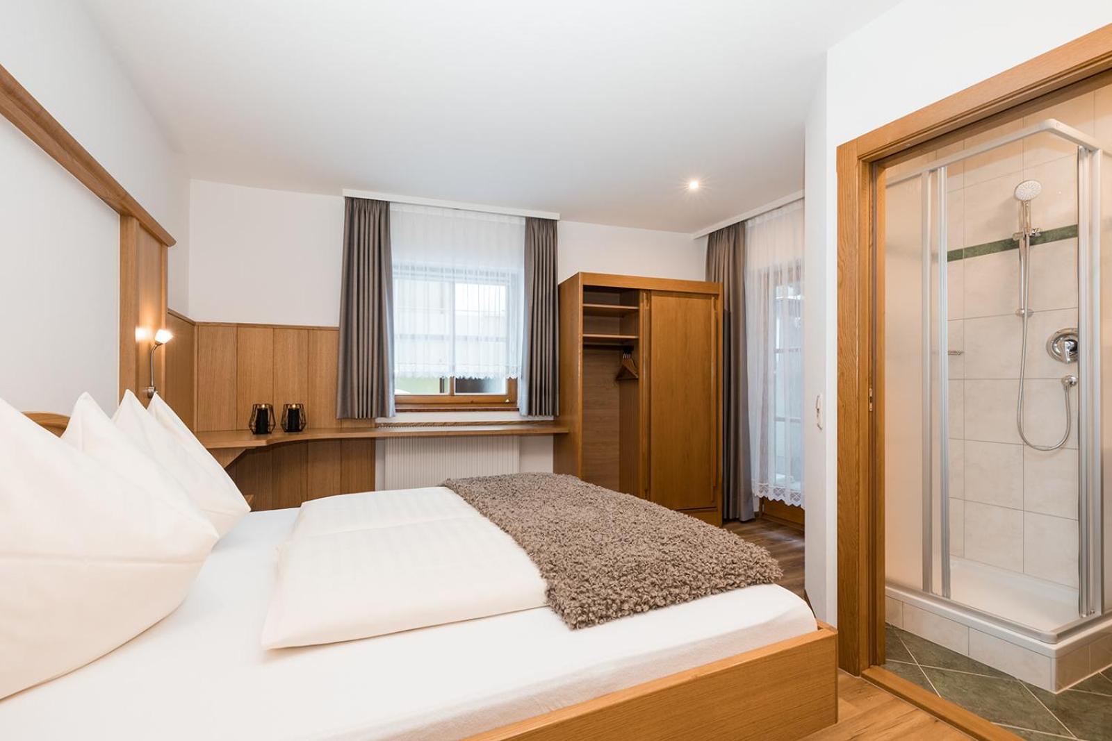 Apartments - Pension Florian Санкт-Йоганн-ім-Понгау Екстер'єр фото